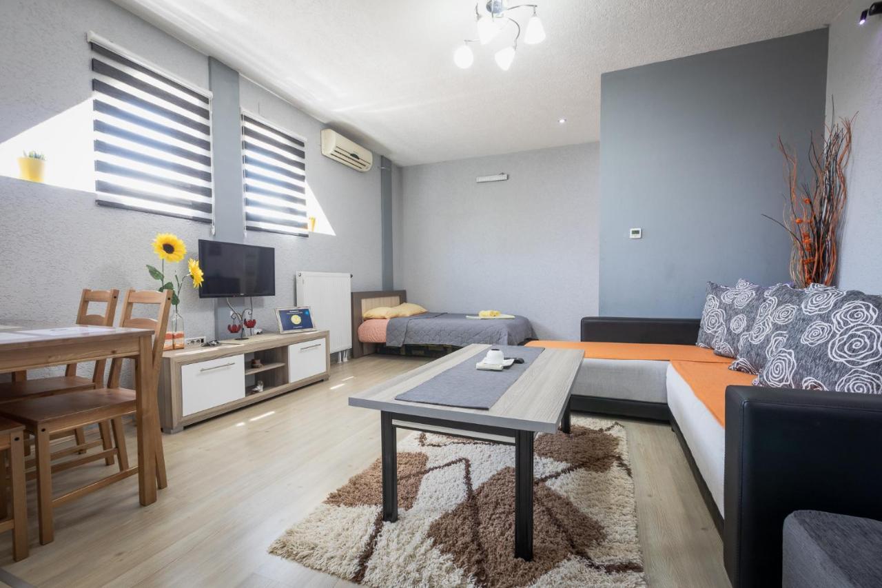 G Apartment