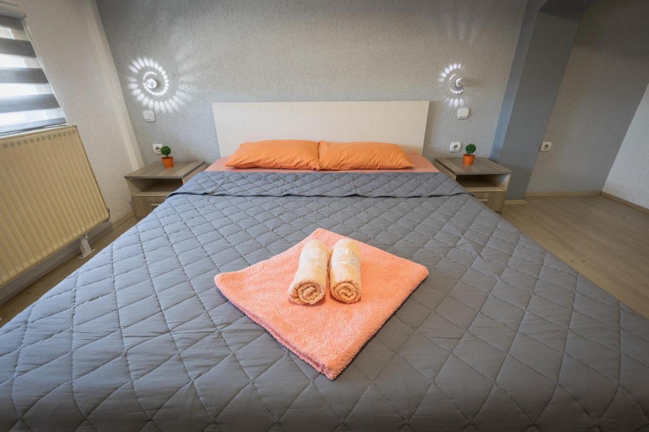 Apartment G *